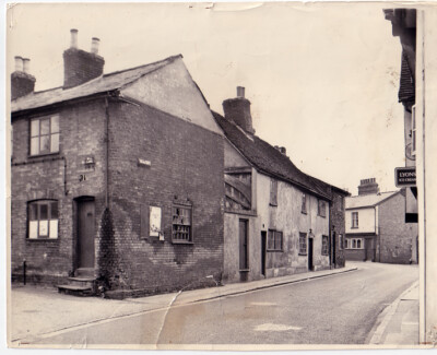 Mill Lane/Cross Street